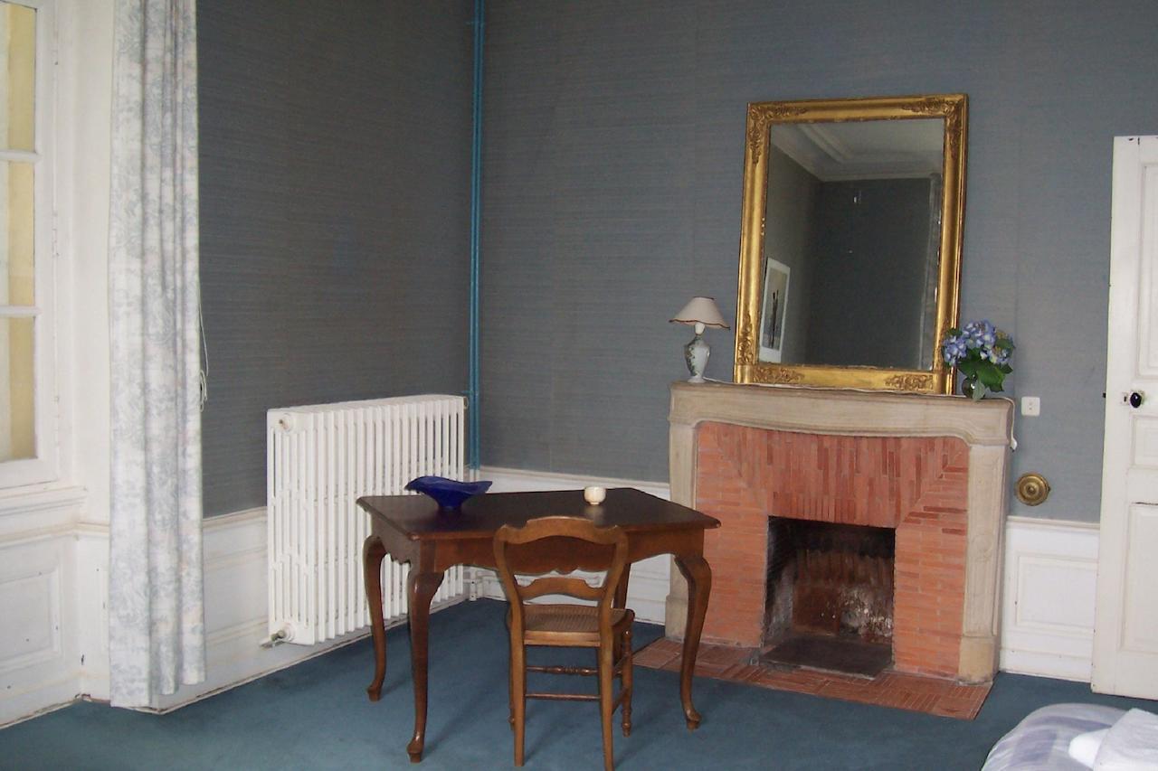Chateau Champigny Maillet (Allier) Quarto foto